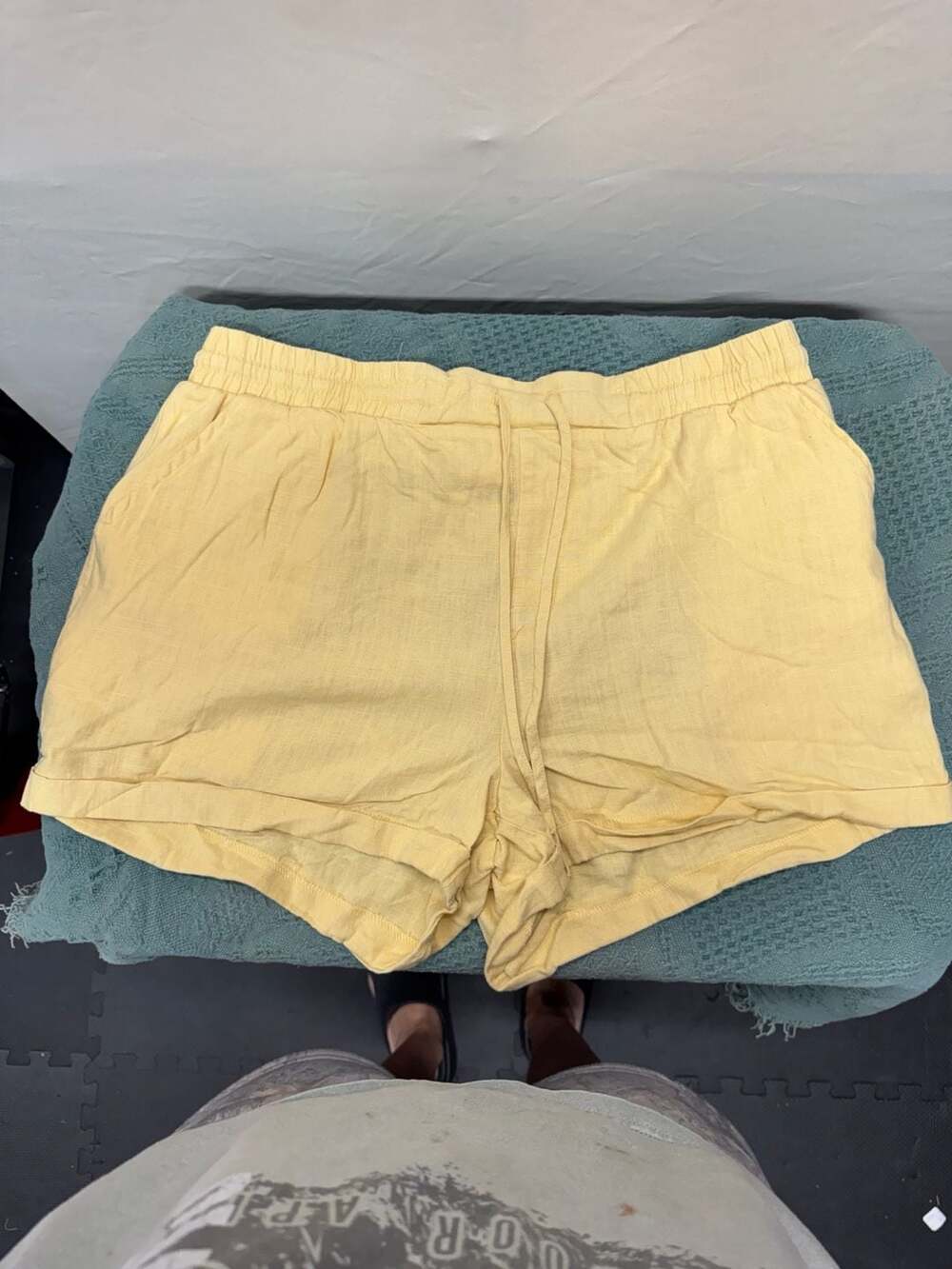 Como Vintage Yellow Rayon Linen Blend Drawstring Pull-On Shorts